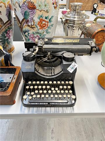 1 alte Schreibmaschine "Orga Privat"