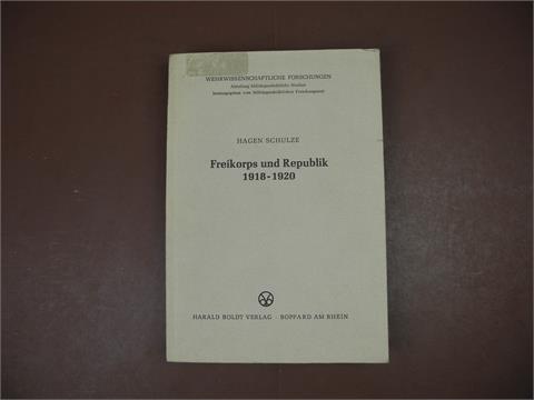 1 Buch, Freikorps und Republik 1918-1920