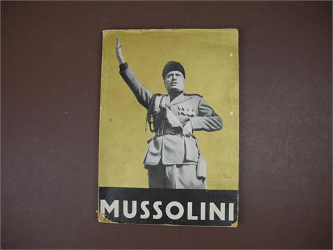 1 Buch, Mussolini
