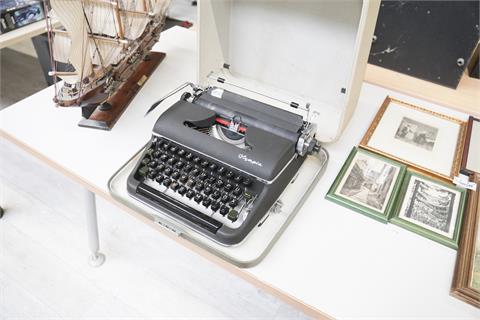 1 Schreibmaschine Olympia
