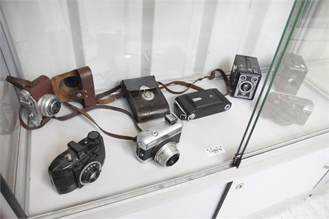 8 Kameras/Fotoapparate