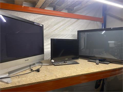 3 TV-Geräte