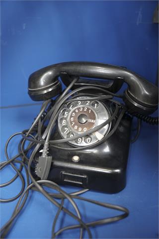 1 altes Telefon, RFT W36