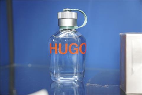 1 Parfum "Hugo Boss"