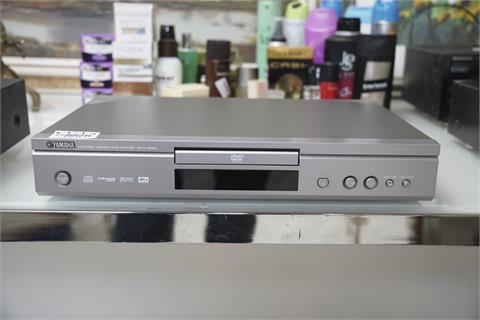 1 DVD Player "Yamaha"DVD-S530