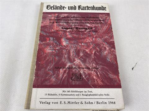 1 Buch "Gelände und Kartenkunde"