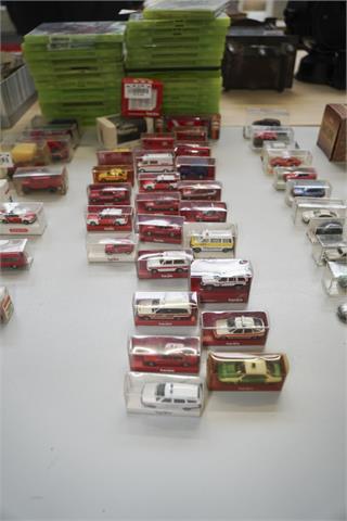 25 Modellautos "Herpa"Rettungswagen