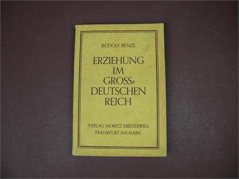 1 Buch "Erziehung im Gross-Deutschen Reich"