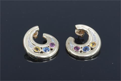 1 Paar Ohrringe, GG585, Farbstein- und Brillantsplitterbesatz