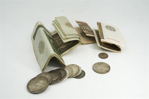 1 kleiner Posten Geldscheine und Münzen